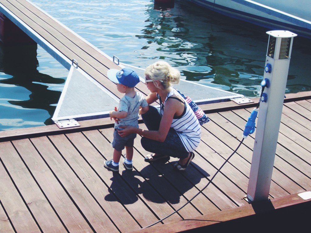 Processed with VSCOcam with f2 preset