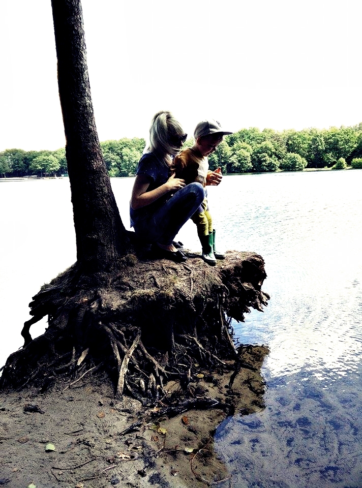 11693191_848898038498366_1382878924_n