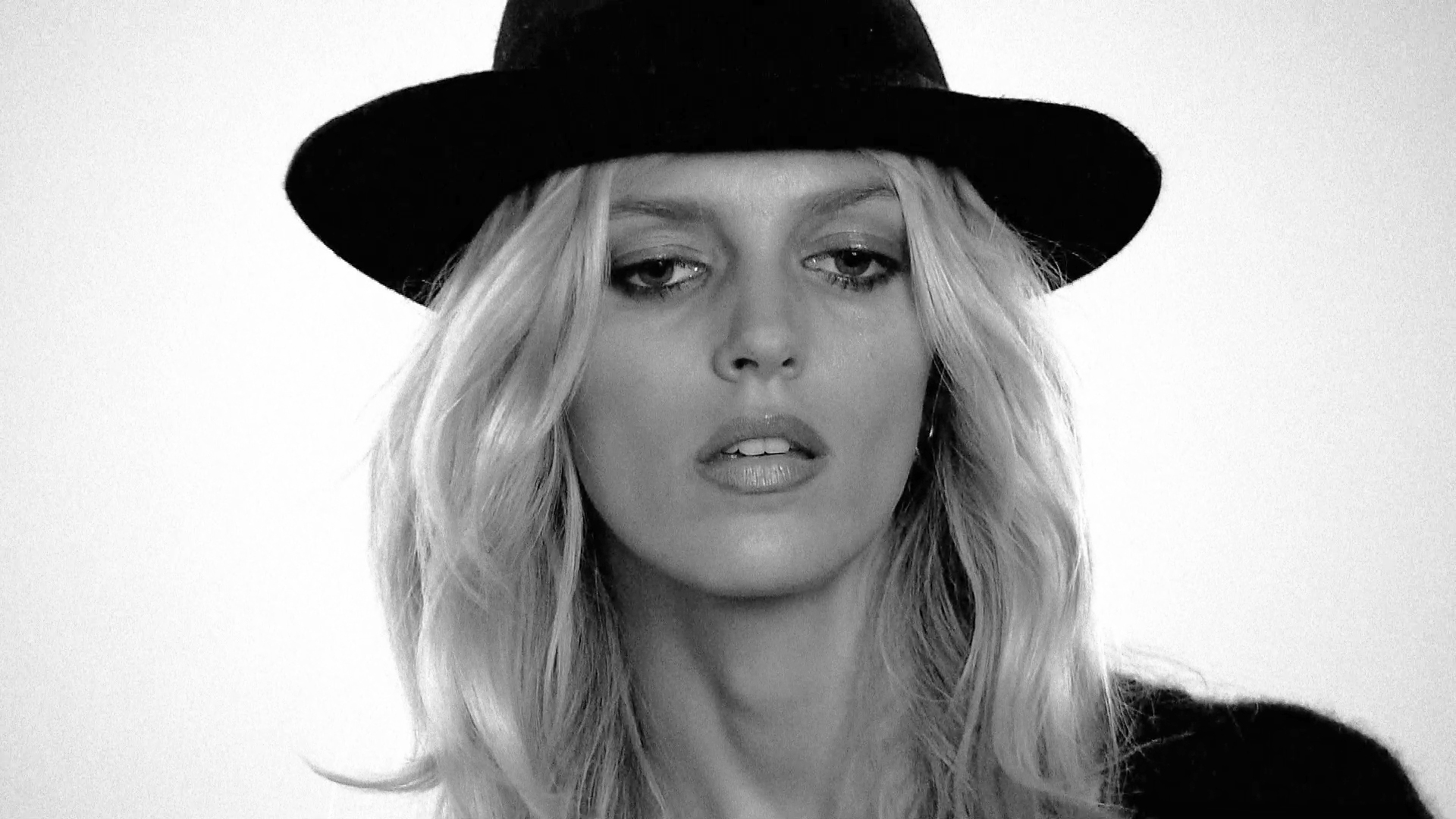 679db4c8-6451-11e4-a752-0025b511229e