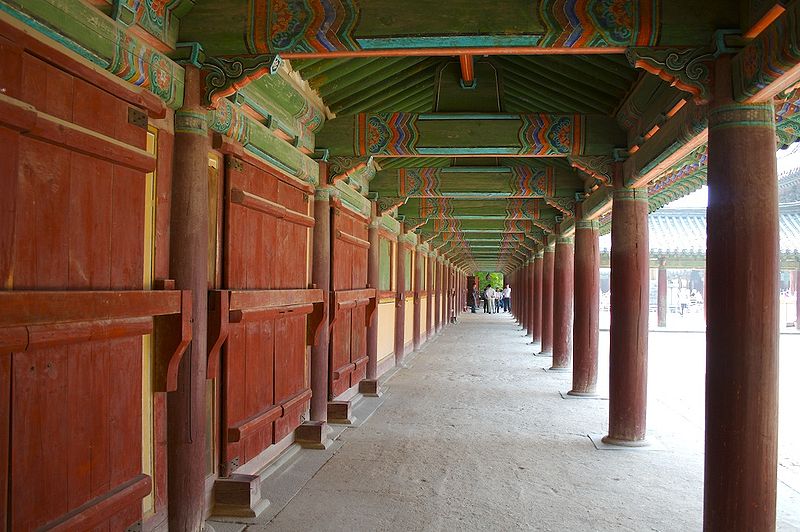 800px-korea-gyeongju-bulguksa-covered_walkway-01